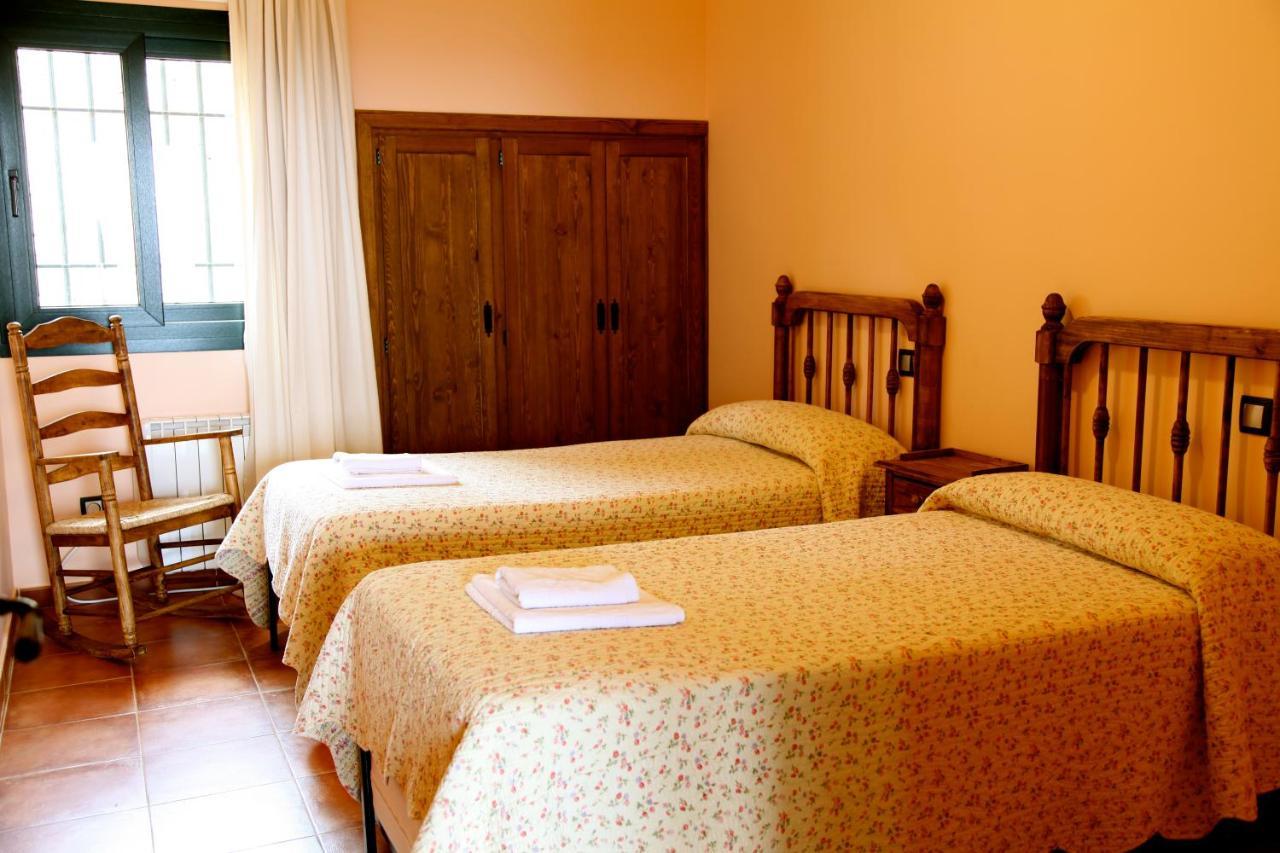 Las Casas De Agapito Poyales Del Hoyo Eksteriør billede